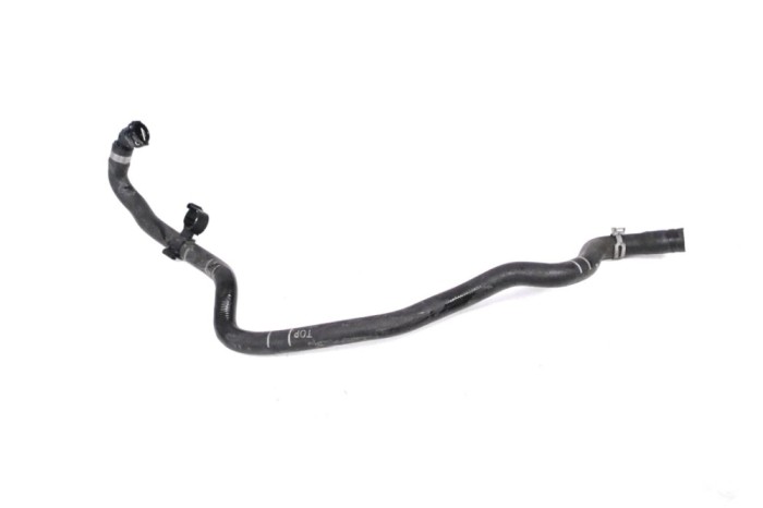 Furtun de lichid de răcire VOLVO V40 Hatchback 2019 OEM: 31368201 14822241