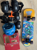 Skateboard - Landyachtz Dinghy Bottle Rocket + casca Triple 8