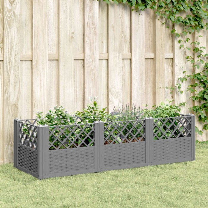 vidaXL Jardinieră grădină cu țăruși gri deschis 123,5x43,5x43,5 cm PP