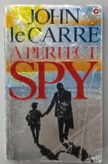 A PERFECT SPY by JOHN LE CARRE , 1987, COPERTA BROSATA