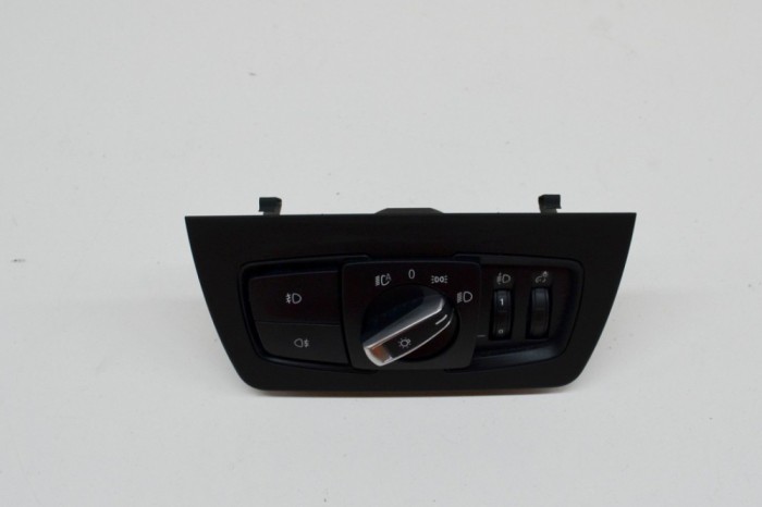 Modul de control comutator faruri BMW 3 F30, F80 2015 OEM: 9393949,9218531 13513613