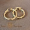 Cercei Valencia rotunzi, grosi, model impletit gravat, 3 cm, placati aur 18k, eleganti, bijuterii dama