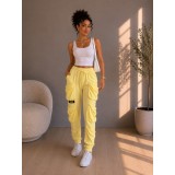 Pantaloni dama galbeni cu buzunare laterale aplicate