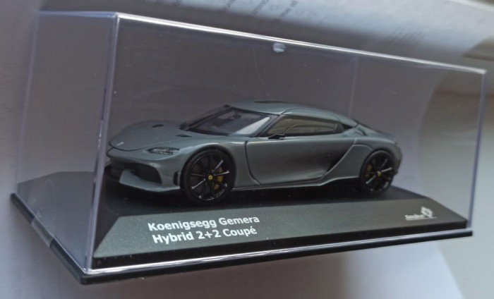 Macheta Koenigsegg Gemera Hybrid 2+2 Coupe 2021 gri - Solido 1/43