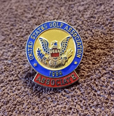 Insigna - ASOCIATIA de GOLF din STATELE UNITE ale AMERICII (SUA) foto