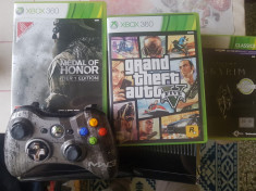 XBOX 360 250gb + controller personalizat si cablu hdmi cu 12 jocuri foto