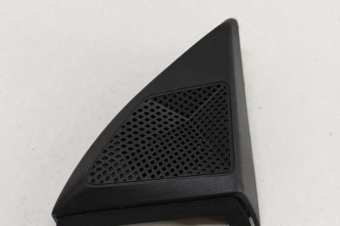 Difuzor ușă dreapta față CITRO&Euml;N DS7 Crossback 2023 OEM: 9818782477,9809351180 27959664