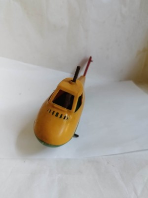 bnk jc Romania - elicopter de plastic foto