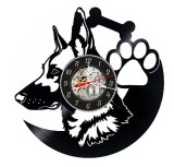 Ceas de perete decorativ realizat din disc de vinil, Model Ciobanesc German, Amprenta Labuta si Os, Negru Premium, 30 cm