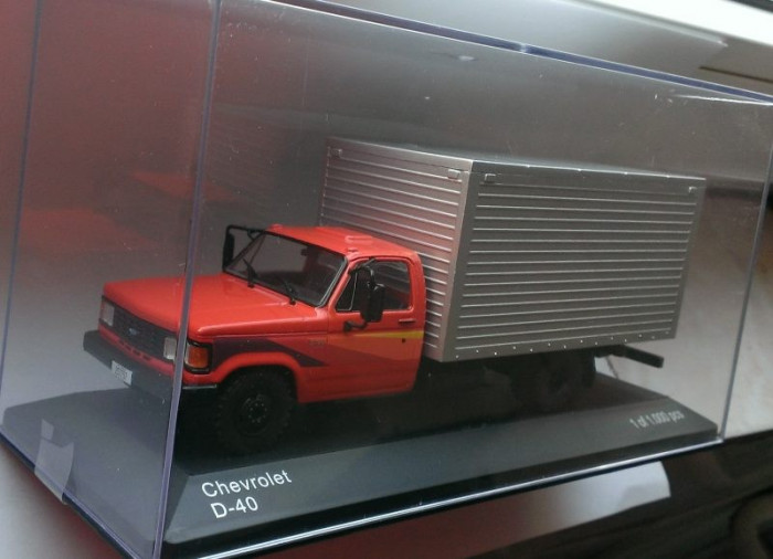 Macheta Chevrolet D-40 Truck 1993 - WhiteBOX 1/43