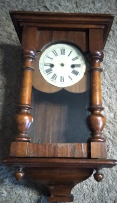 Pendula medie că dimensiuni, defectă foto