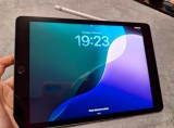 iPad 9 (10.2&rdquo;) 32 GB + Apple Pencil 1 + Accesorii - Stare f bună
