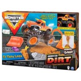 Cumpara ieftin Set Monster Jam - Comioneta cu nisip si accesorii El Toro Loco