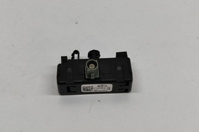 Amplificator de antena PORSCHE Taycan 2022 OEM: 5B4035510 | 31845207 foto