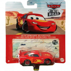 Masinuta Cars Die Cast, Road Trip Lightning McQueen, HKY34