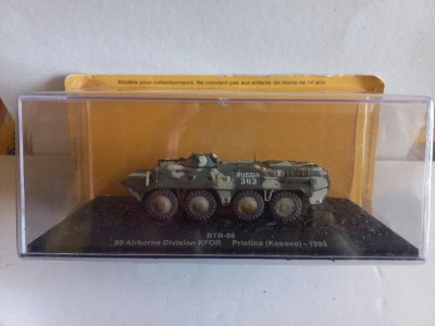 Macheta tancheta BTR-80 - Pristina - 1999 scara 1:72 foto