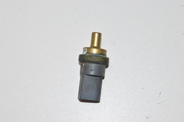 Senzor de temperatură VW PHAETON 3D_ 2008 OEM: 06A919501 2425357