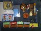LOT 14 OBIECTE DIVERSE SCOLARE GREUTATI CANTAR BOBINE POLOBOC ETC
