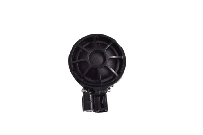 Difuzor ușă st&acirc;nga față TESLA MODEL X 2017 OEM: 1004833-00-A 14896044