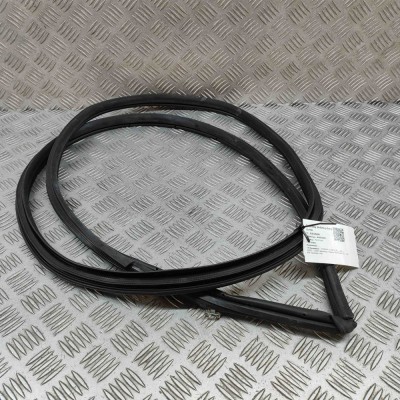 Garnitura ușă dreapta față TOYOTA C-HR _X2_, _H2_ 2024 OEM: 67861-F4060 foto