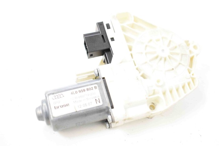 Motor macara geam ușă dreapta față AUDI Q7 4L 2007 OEM: 4L0959802B 10953052