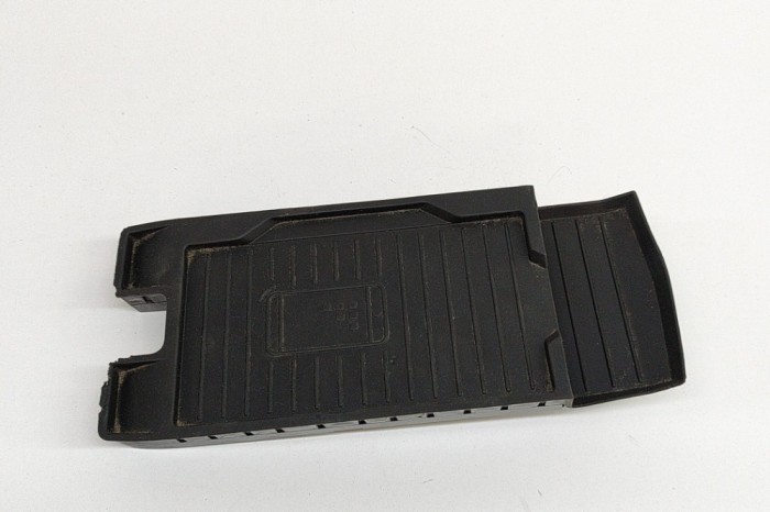 Stație de &icirc;ncărcare wireless PORSCHE 911 991 2018 OEM: 9P1035502A,9P1.035.502.A 25807319