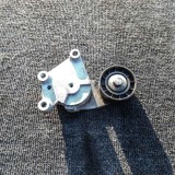 &Icirc;ntinzător de curea FORD C-MAX II DXA/CB7, DXA/CEU 2011 OEM: 846143 1739287