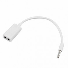 Adaptor cablu audio splitter conectare casti pentru Apple iPhone, iPod foto