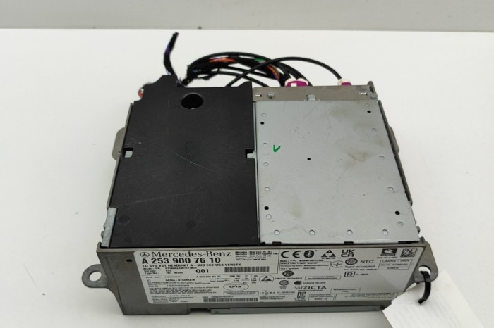 Unitate radio CD navigație MERCEDES-BENZ GLC C253 2021 OEM: A2539007610,A2539018202 31384051