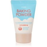 ETUDE Baking Powder spuma cremoasa pentru o curatare profunda cu efect exfoliant 30 g