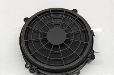 Difuzor ușă dreapta față AUDI E-TRON GT 2022 OEM: 4J3035415 | 31655940 foto