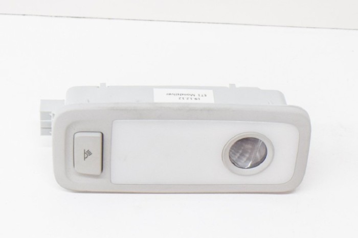 Iluminare interioară AUDI Q5 8R 2013 OEM: 8R0947292 | 11731643