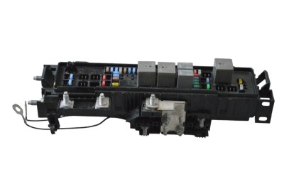 Panou de siguranțe TESLA MODEL S 2018 OEM: 1034405-90-C 20813255 foto