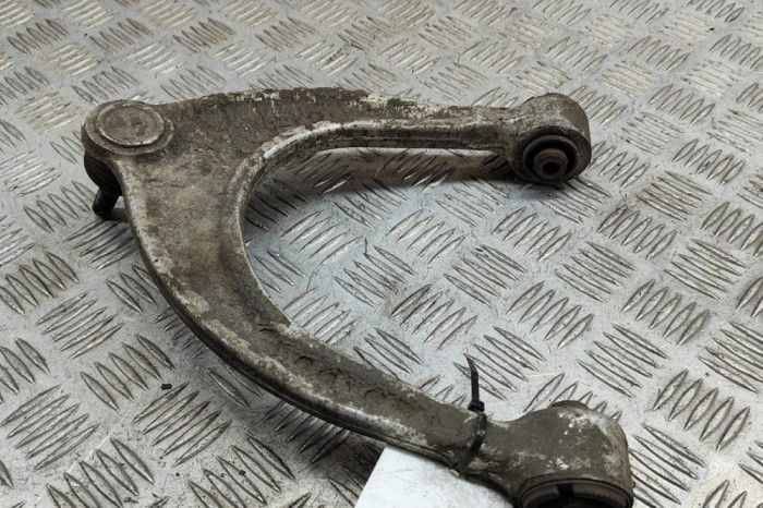 Braț superior dreapta față LEXUS GS _L1_ 2014 OEM: 48610-39185 26286991