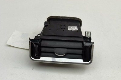 Gura de ventilație planșa de bord LAND ROVER RANGE ROVER VELAR L560 2018 OEM: J8A2-018B08-AD | 32187809 foto