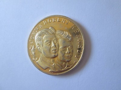 Jeton John si Robert Kennedy foto