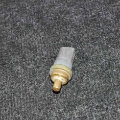 Senzor de temperatură AUDI A2 8Z0 2003 OEM: 06A919501