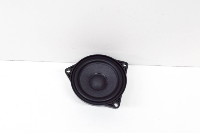 Difuzor planșa de bord TESLA MODEL Y 2021 OEM: 1079742-00-A 20598469