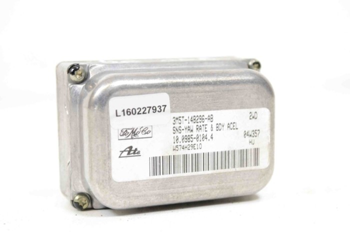 Senzor de accelerație VOLVO V50 MW 2004 OEM: 3M5T-14B296-AB | 2871993