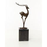 Antilopa-statueta din bronz pe un soclu din marmura BJ-59, Animale