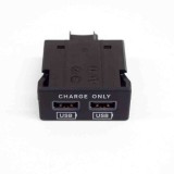 Port USB/AUX-In MASERATI LEVANTE SUV M161 2023 OEM: 68322329AB,61571C1202 | 21138058