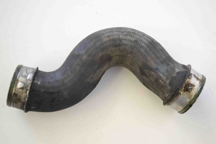 Furtun intercooler dreapta VW GOLF V 1K1 2006