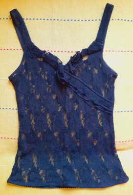 Maiou negru din dantelă foto