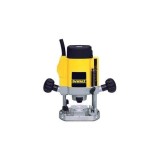 MASINA DE FREZAT 900 W