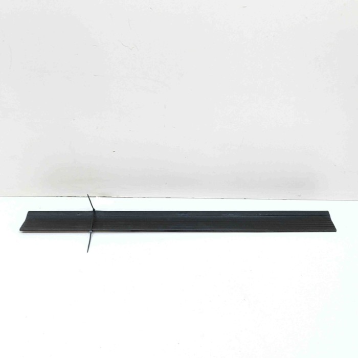 Ornament prag dreapta față VW CORRADO 53I 1994 OEM: 535853813