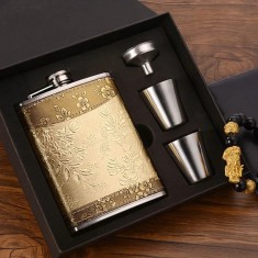 Set plosca deluxe cu pahare si palnie, otel inoxidabil, 236 ml