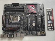 Placa de baza ASUS Z170 PRO GAMING, Socket LGA1151, DDR4, PCI-E - poze reale