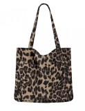 Cumpara ieftin Geanta de umar pentru femei Prite, din velur, leopard print - RESIGILAT