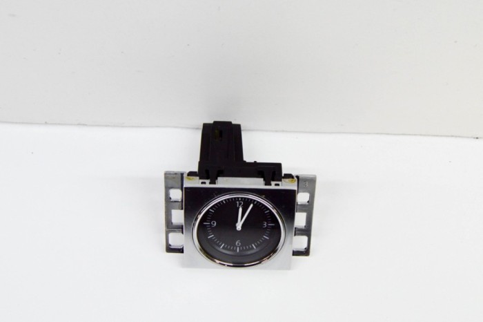 Ceas interior VW PASSAT Variant B7 365 2011 OEM: 3AA919204A,1948058-12 17248399