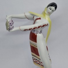 Bibelou RAR portelan romanesc vechi, vintage - Tarancuta cu strugure